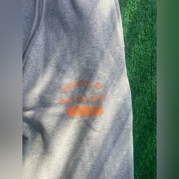 Gallery Dept Sweatpants - Picture 2 of 6